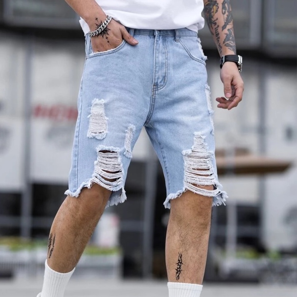 NIB - SHEIN Men Cotton Ripped Frayed Raw Hem Bermuda Denim Shorts - Small